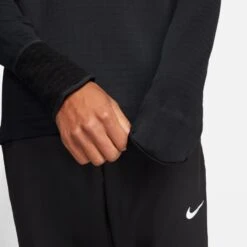 Nike Men's Therma-Fit Repel Element Long Sleeve (010 - Black/Reflective Silver) 10 Nike Men's Therma-Fit Repel Element Long Sleeve (010 - Black/Reflective Silver) -Saucony Clothing Shop 0137A3B6 2719 4339 B1D2 4C04899726DD