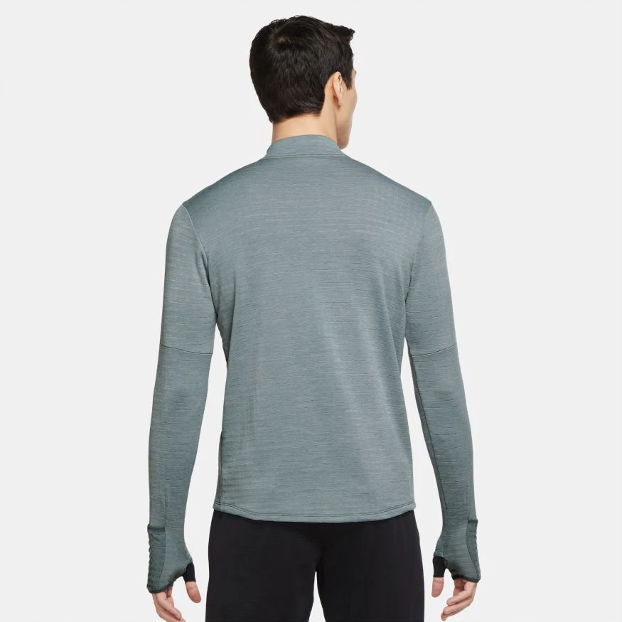 Nike Men's Therma-Fit Repel Element 1/2 Zip Running Top (084 - Smoke Grey/Grey Fog/Heather/Reflective Silver) 4 Nike Men's Therma-Fit Repel Element 1/2 Zip Running Top (084 - Smoke Grey/Grey Fog/Heather/Reflective Silver) - Image 2