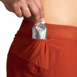 BROOKS Men's Sherpa 5" Short (644 - Red Clay) -Saucony Clothing Shop 1384B9BD F6C6 4808 A343 C7AD003D7109