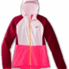 BROOKS Women's Canopy Jacket (633 - Razzmatazz/Quartz/Hyper Pink) -Saucony Clothing Shop 28C13313 1223 4BB0 AAB7 5F571ADE24EB