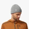 On Unisex Merino Beanie (Lunar) -Saucony Clothing Shop 296D928A 5C9C 401F 865A 4A630B9C95B7