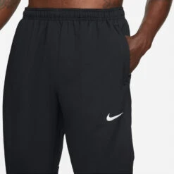 Nike Men’s DRI-FIT Challenger Pants (010 - Black/Reflective Silver) 8 Nike Men’s DRI-FIT Challenger Pants (010 - Black/Reflective Silver) -Saucony Clothing Shop 4097BE16 EEA6 4C69 81C6 D7BC6338319C