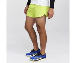 Saucony Menâs Outpace 2.5â Split Short (ACL - Acid/Lime)