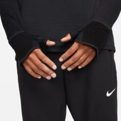 Nike Men's Therma-Fit Repel Element Long Sleeve (010 - Black/Reflective Silver) 13 Nike Men's Therma-Fit Repel Element Long Sleeve (010 - Black/Reflective Silver) -Saucony Clothing Shop 6F4FF8F2 E9AC 4F11 B99E A51CB57781D2