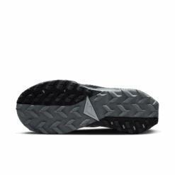 Nike Women’s Wildhorse 8 (001 - Black/Wolf Grey/Cool Grey) 20 Nike Women’s Wildhorse 8 (001 - Black/Wolf Grey/Cool Grey) -Saucony Clothing Shop AURORA DR2689 001 PHSUH000 2000