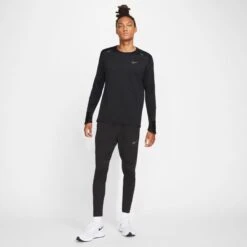 Nike Men's Therma-Fit Repel Element Long Sleeve (010 - Black/Reflective Silver) 11 Nike Men's Therma-Fit Repel Element Long Sleeve (010 - Black/Reflective Silver) -Saucony Clothing Shop C7835F50 B2F8 44CE BF45 51A0CD88F333