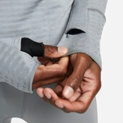 Nike Men's Therma-Fit Repel Element Long Sleeve (084 - Smoke Grey/Grey Fog/Reflective Silver) 8 Nike Men's Therma-Fit Repel Element Long Sleeve (084 - Smoke Grey/Grey Fog/Reflective Silver) -Saucony Clothing Shop C9A5F0EB E215 4682 87CE 05B366AB0024