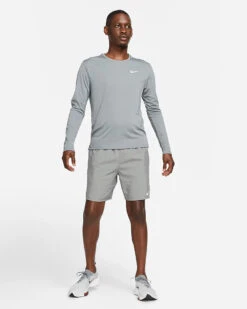 Nike Men’s DRI-FIT Miler Long Sleeve (084 - Smoke Grey/Reflective Silver) -Saucony Clothing Shop CF0435A2 82D0 480E 8B8B 84E47E3CD980