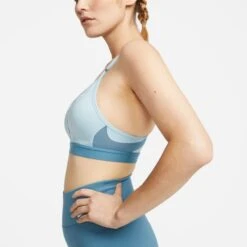 Nike Women’s DRI-FIT Indy Sports Bra (442 - Ocean Bliss/Noise Aqua/Noise Aqua/White) -Saucony Clothing Shop CZ4456 442 PHSYM004