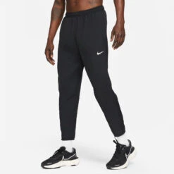 Nike Men’s DRI-FIT Challenger Pants (010 - Black/Reflective Silver)