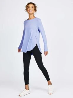 Women's Jenny Long Sleeve (533 - Periwinkle) -Saucony Clothing Shop Tasc SS 2022 10157 edit a706a847 d036 4acf 8ef2 2983a14b00b6