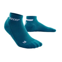 CEP Men's The Run Low Cut Socks 4.0 (Petrol) -Saucony Clothing Shop The Run Low 4.0 petrol 3 540x 7fc239f3 7681 4fd5 b168 9015b5922ce6